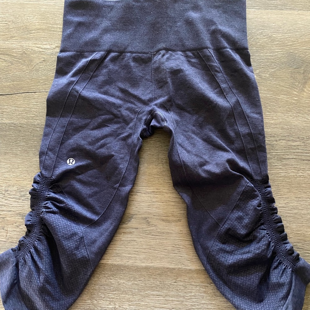 LULULEMON High rise Leggings🔹